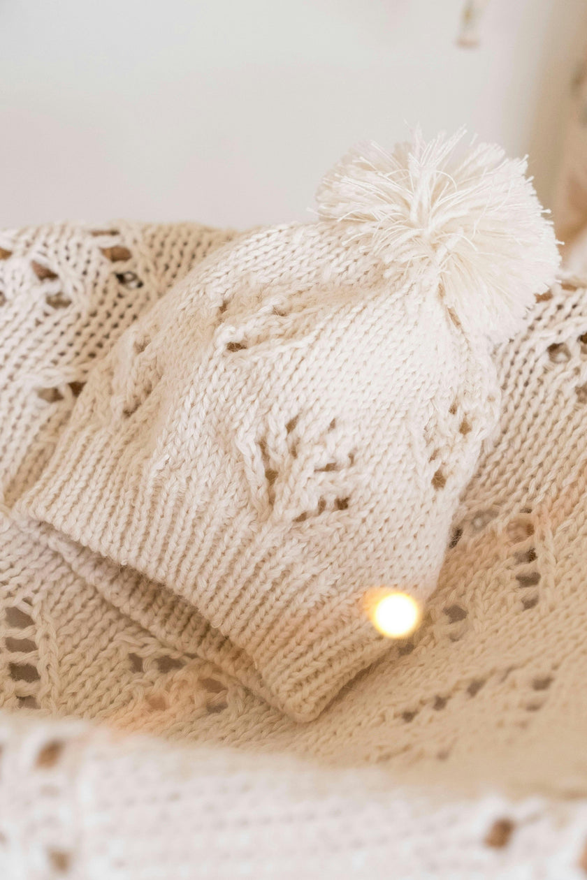 Knitted Beanie in Natural