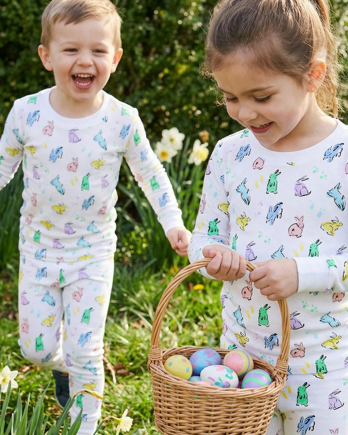 The Organic Long Sleeve Pajama Set [Bunny Hop]