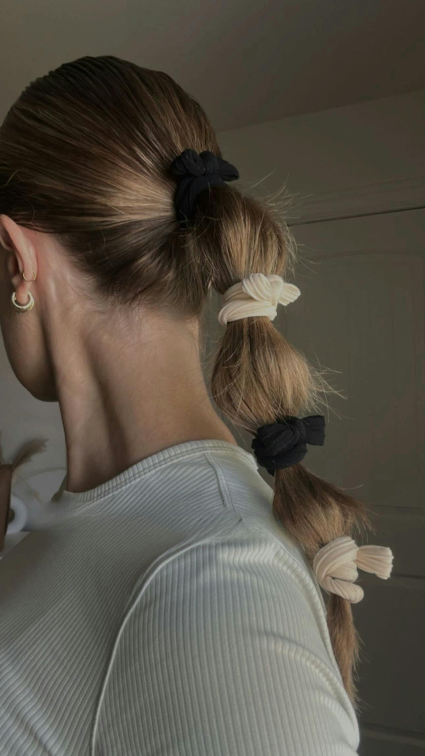 BOW SLICK BACK PONYTAILS (PACK OF 3)