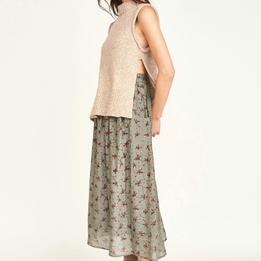 Aspen Open Side Vest in Camel