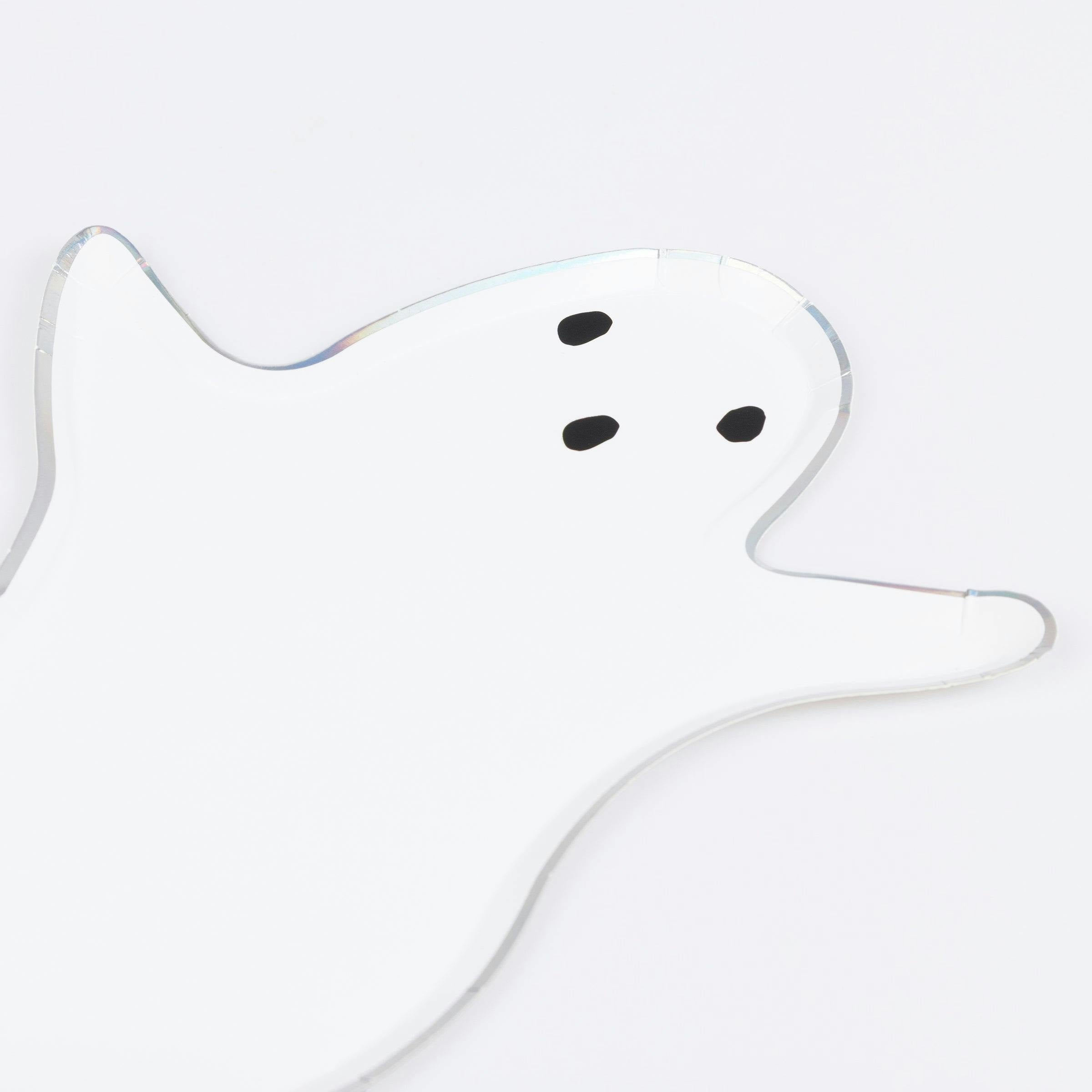 Ghost Shaped Plates