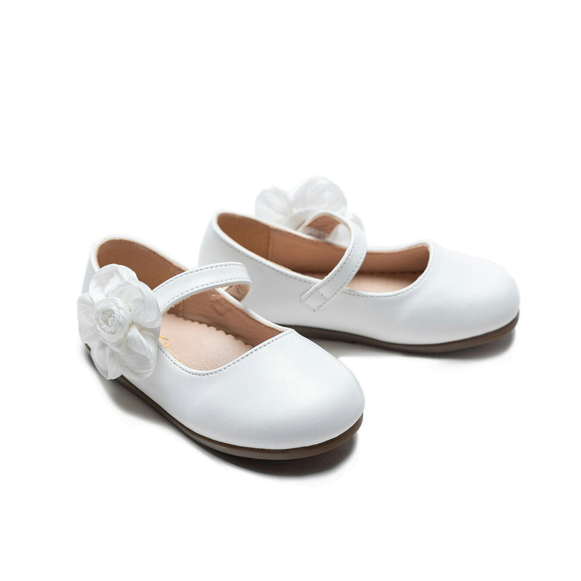White Yasmine Blooming Flats