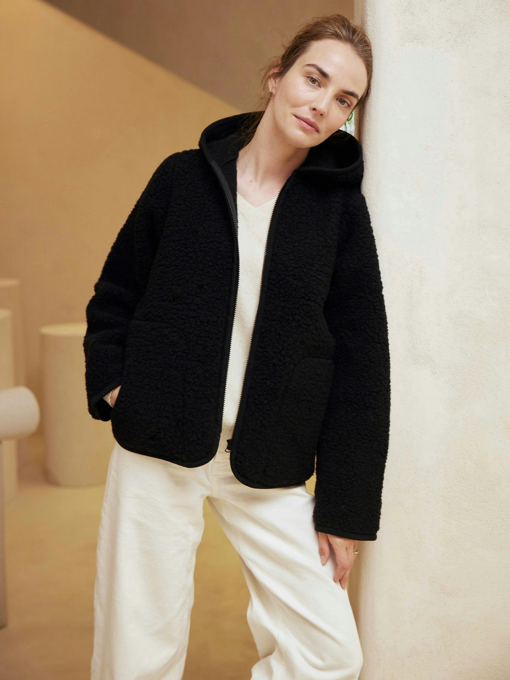 WOMEN'S WOOL COAT