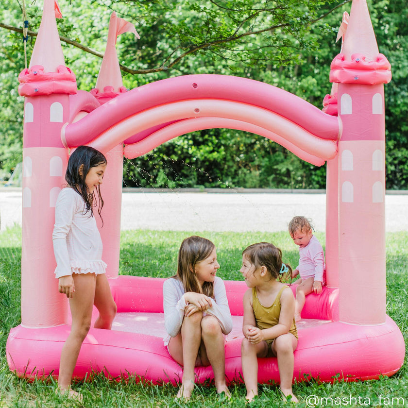 Water Fun Inflatable Castle Kiddie Pool & Sprinkler Play Center With Pump & Beach Balls