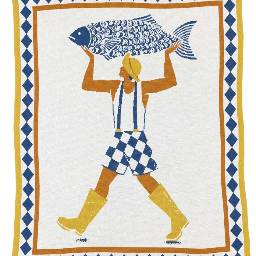 Un Beau Poisson Knit Blanket