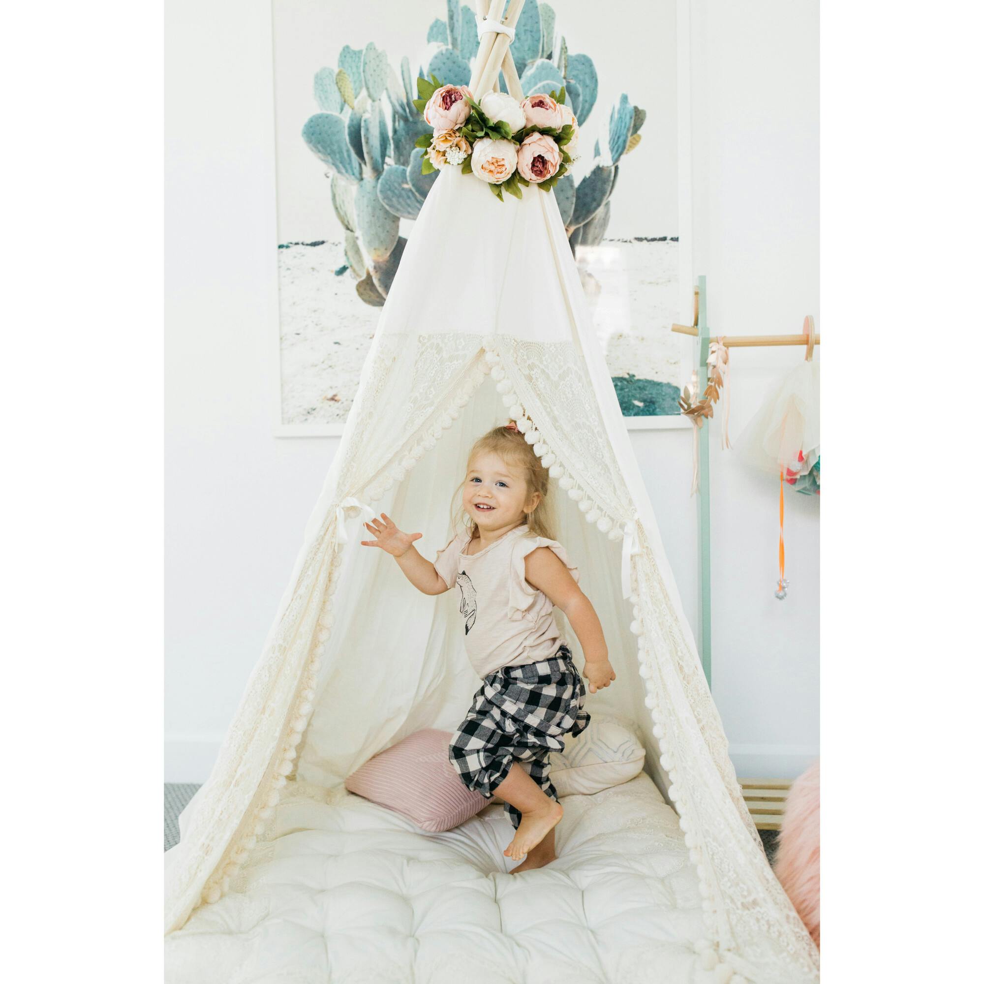 Eleanor Play Tent