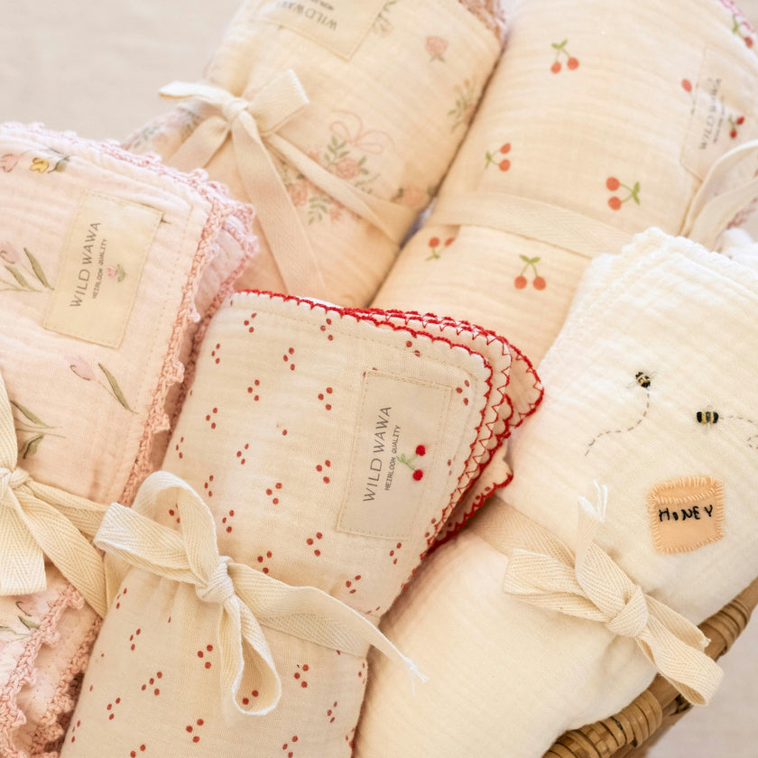 Crochet Trim Swaddle