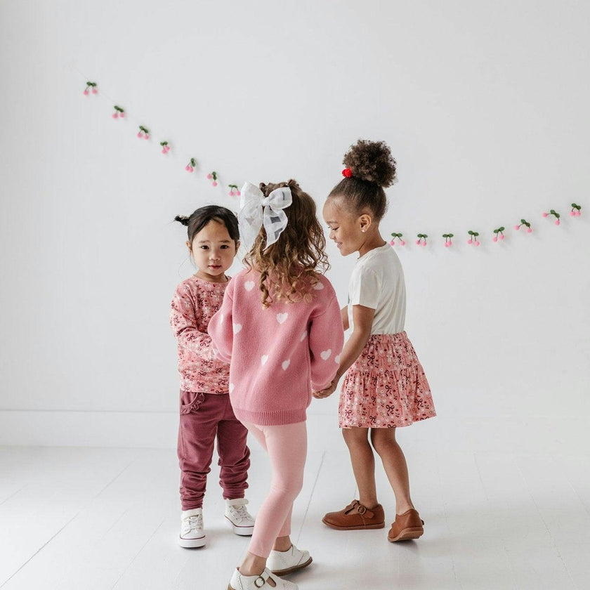 Girls Basic Leggings in Cherry Hearts