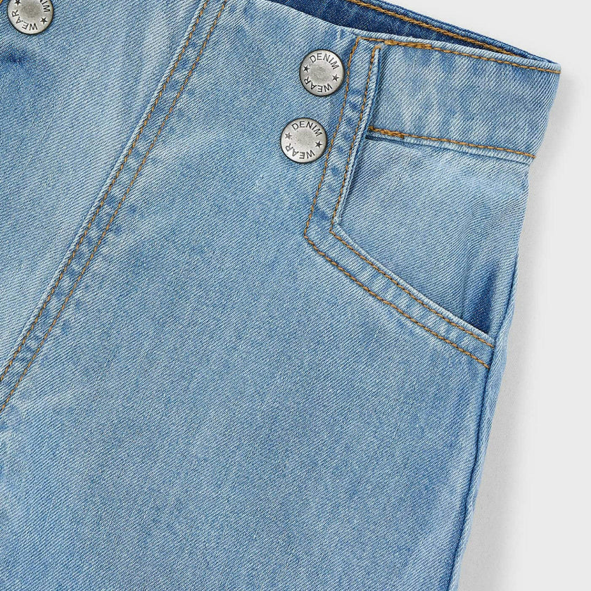 Light Blue Denim Shorts With Button Detail