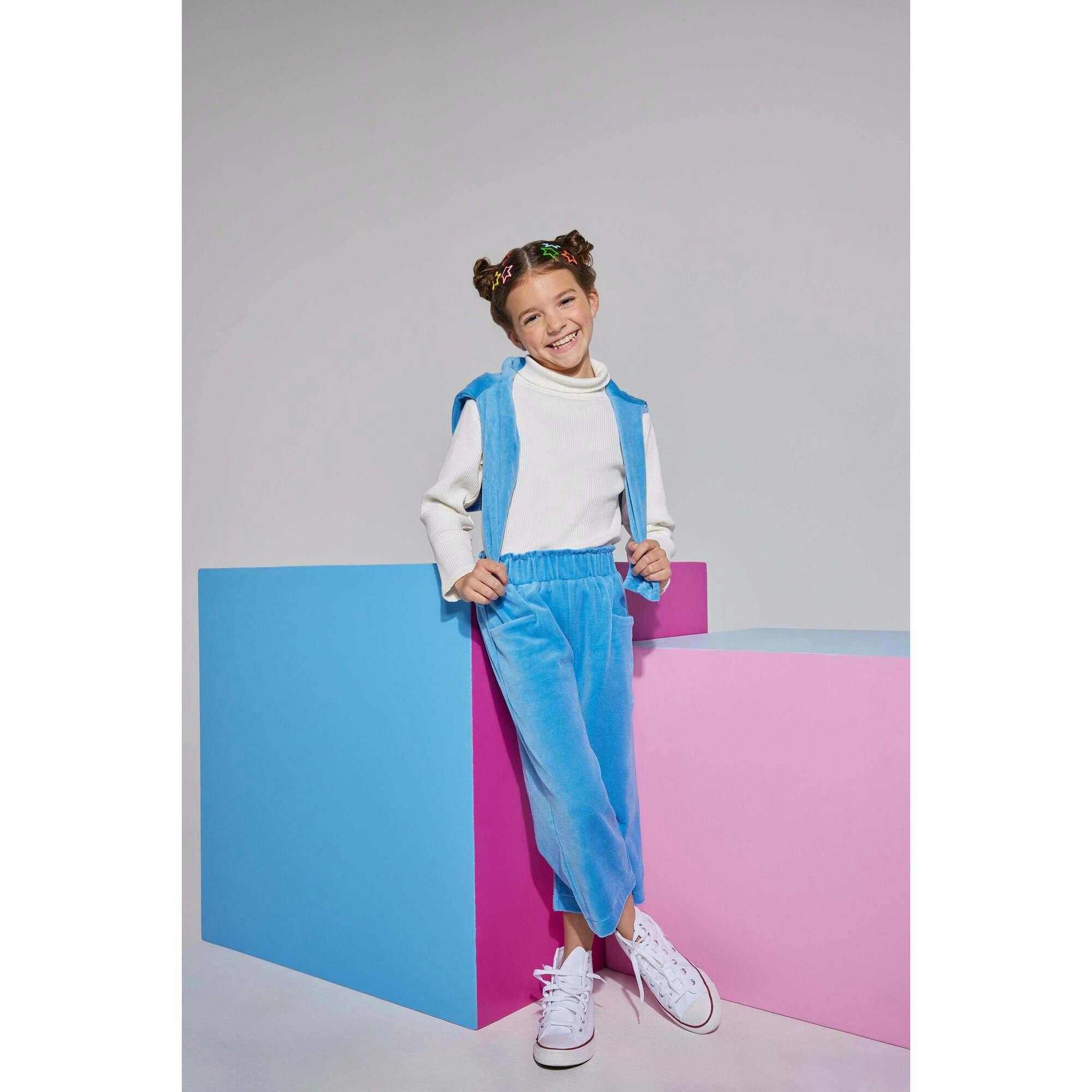 Stretchy Ribbed Long Sleeve Turtleneck Sweatshirt