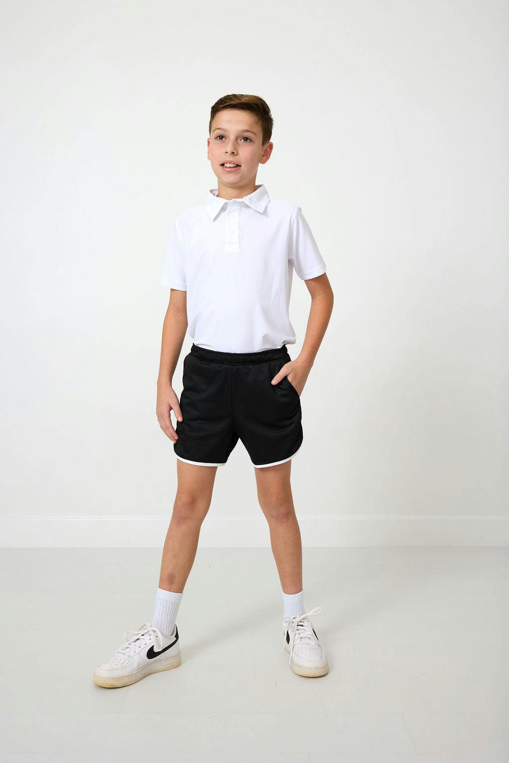 black retro mesh short