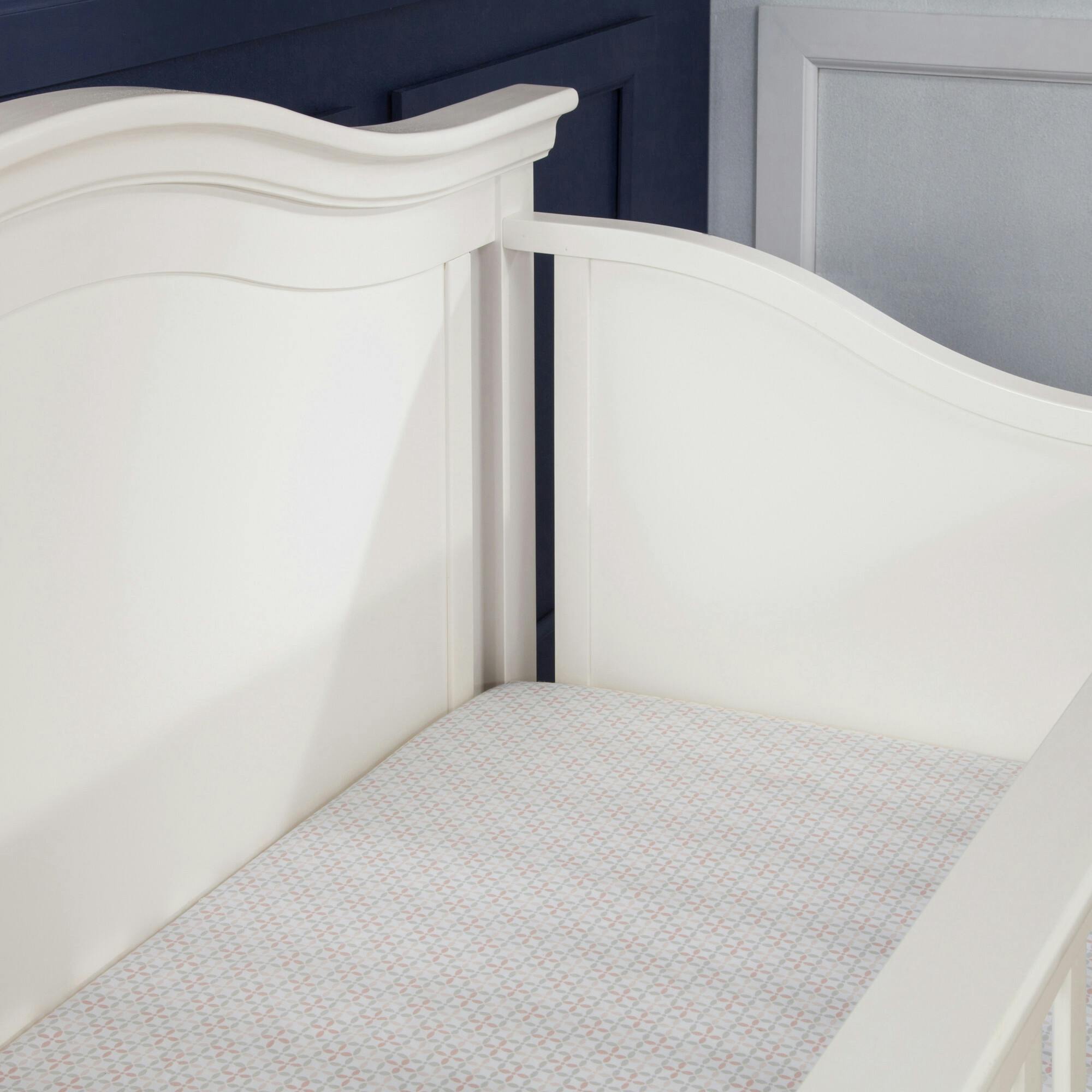 Louis 4-In-1 Convertible Crib