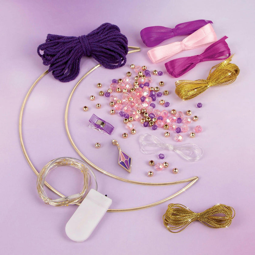 DIY Lunar Dream Catcher With Lights