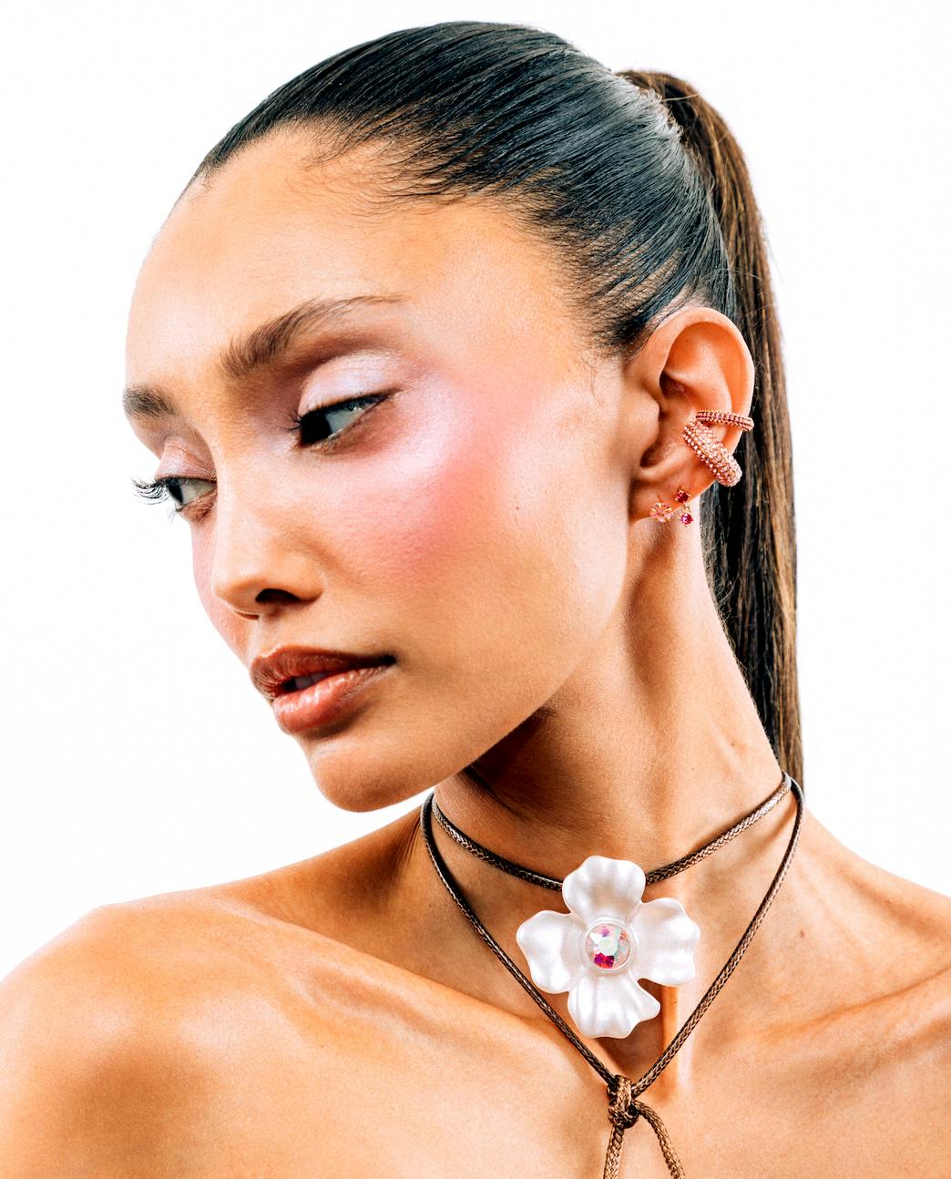 BLOSSOM NECKLACE