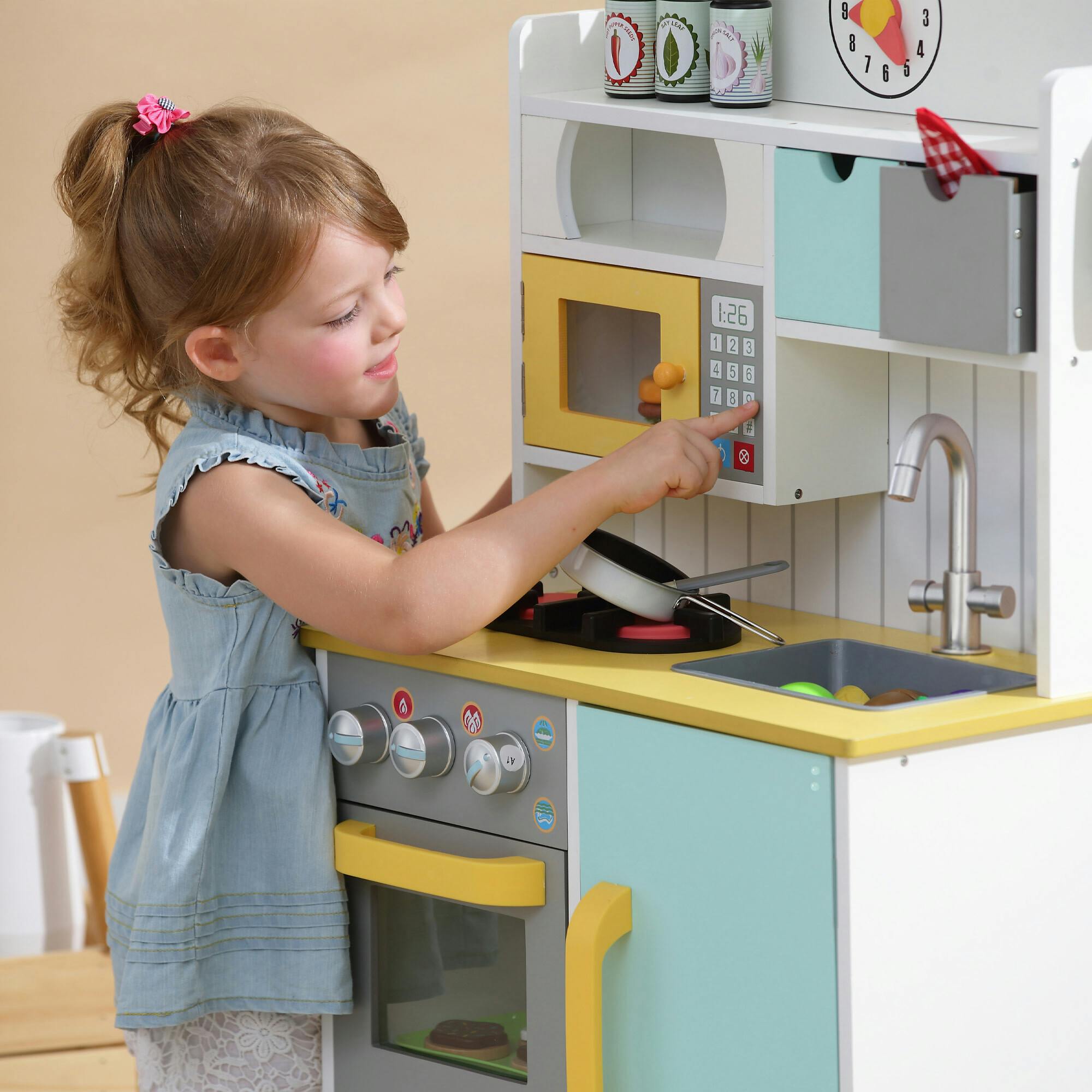 Teamson Kids Little Chef Florence Classic Wooden Play Kitchen