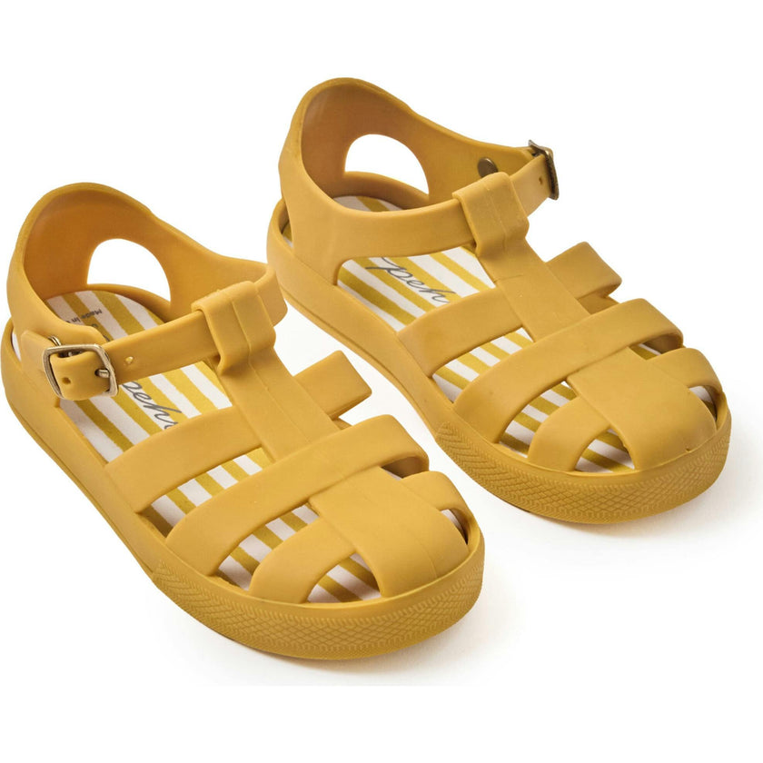 Water-Repellent Fisherman Sandal
