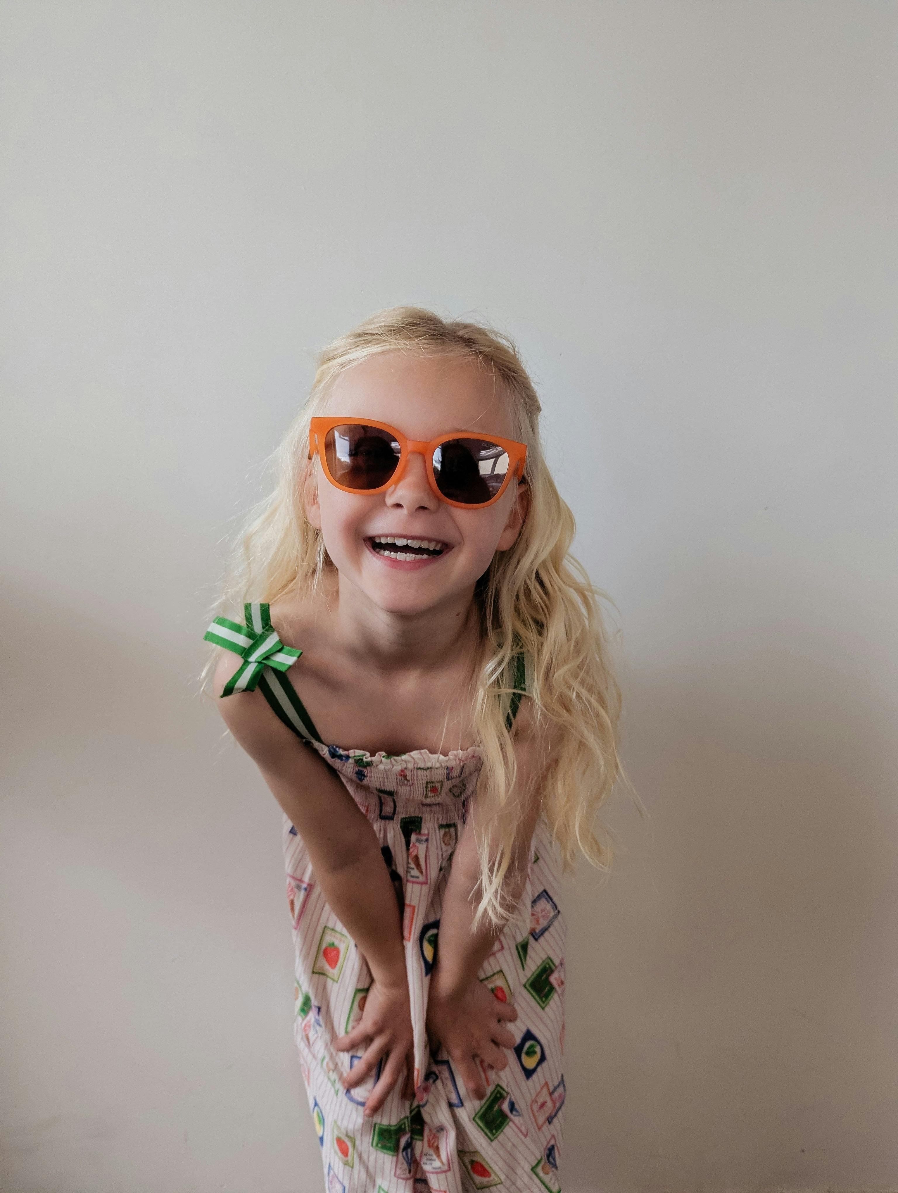Classic Wayfarer | Flexible Polarized Sunglasses | Sienna