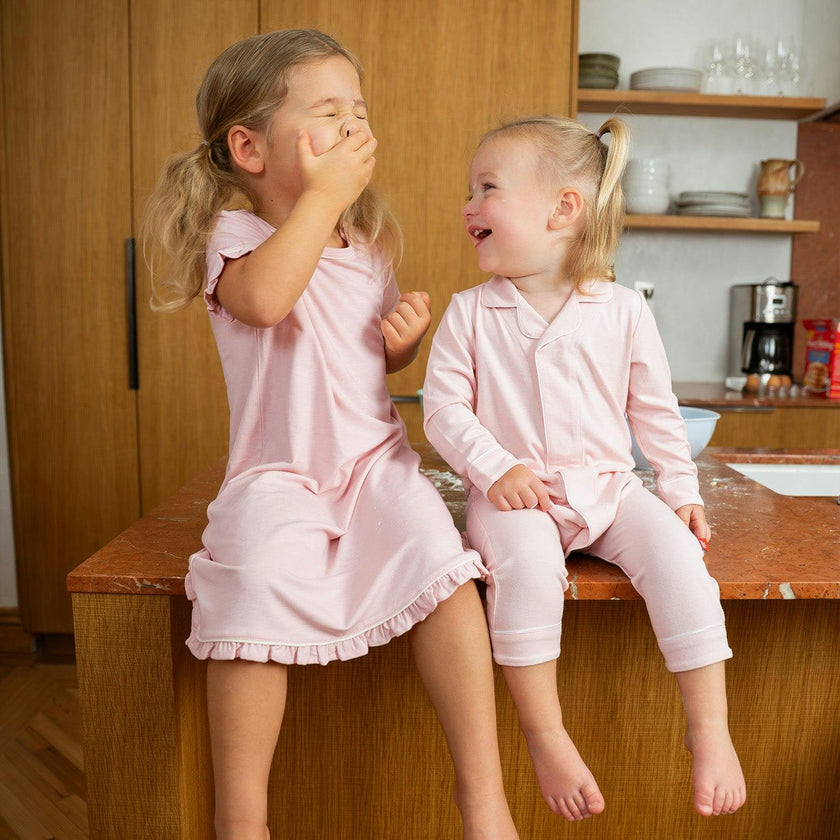 Magnetic Nightgown