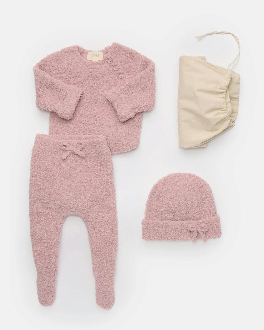 Infant Set • Fuzzy