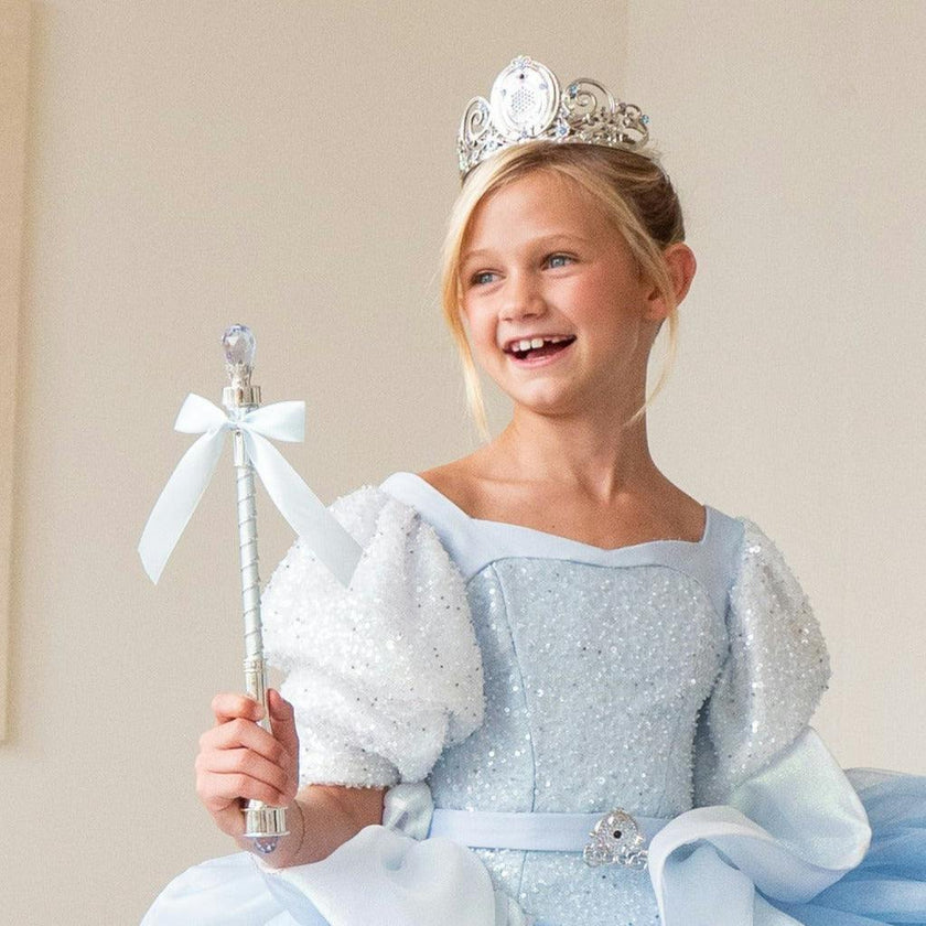 Disney Cinderella Platinum Edition Light-Up Accessory Set