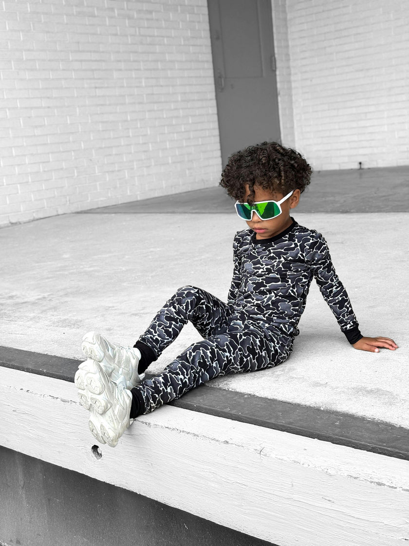 Deep End 2 Piece Pajama Set