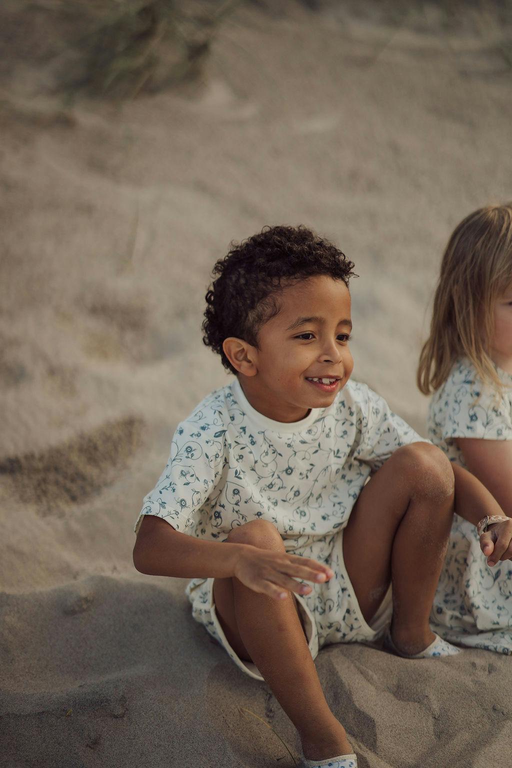 Oversized T-Shirt | Organic Cotton Jersey - Scandi Floral
