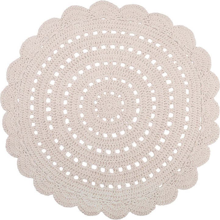 Alma Hand-Crocheted Scalloped Round Rug