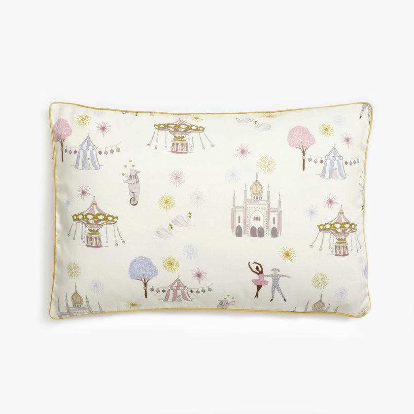 Adventures in Wonderland Toddler Pillow Set, Prints
