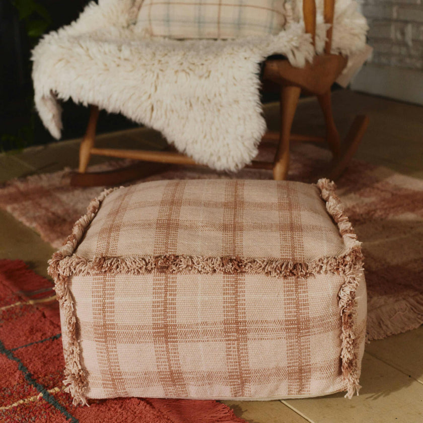 Handloom Pouf Rose