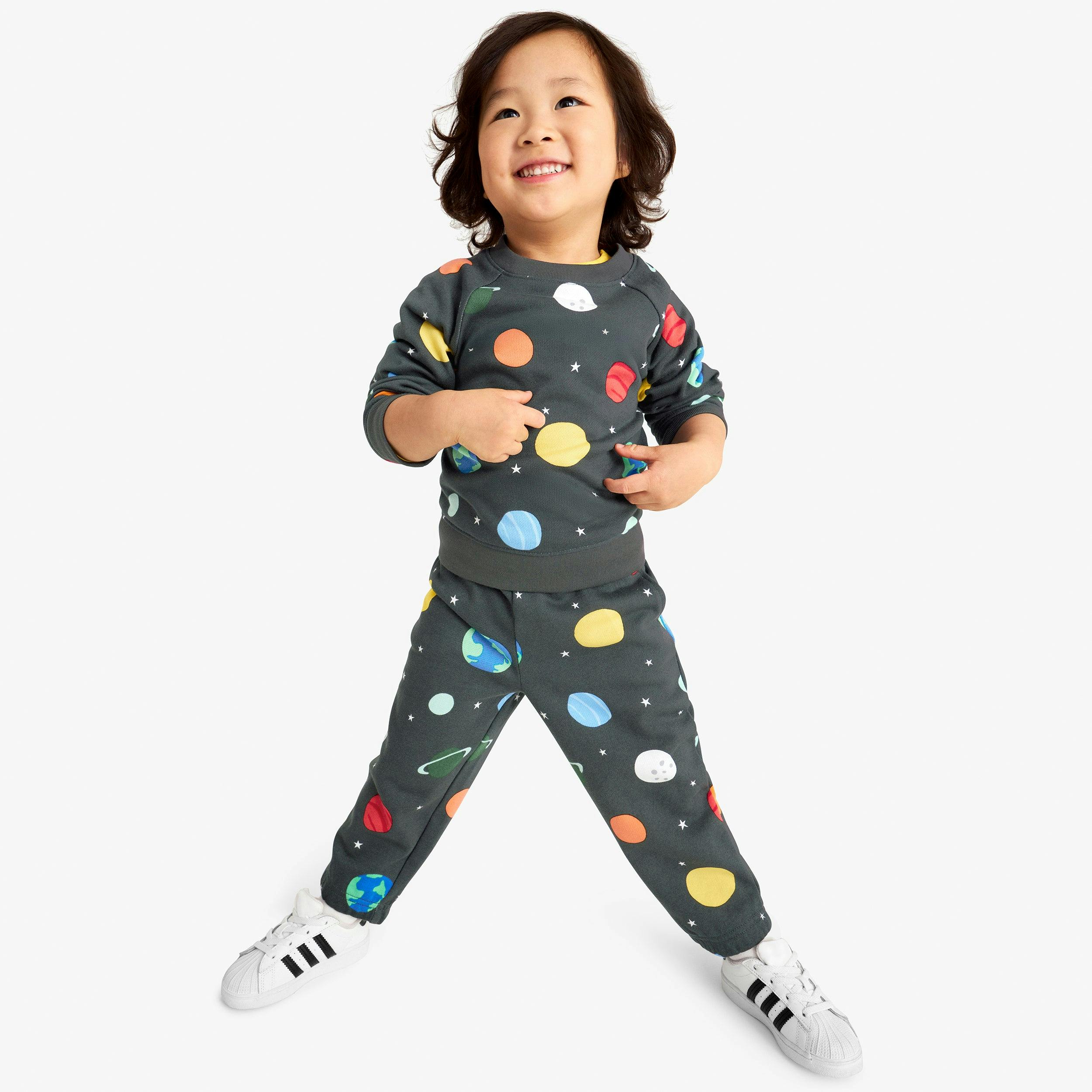 Kids sweatshirt in rainbow galaxy
