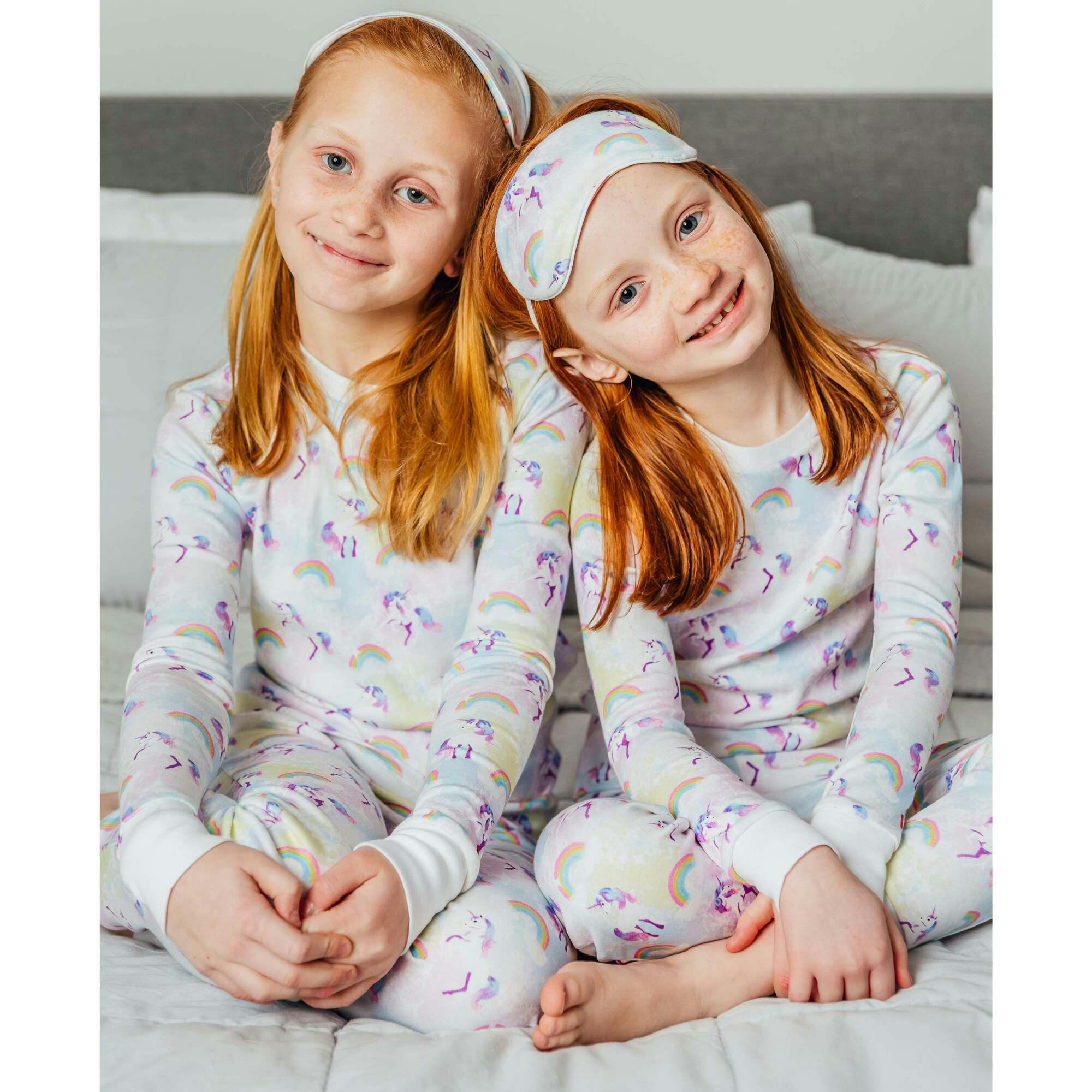 The Organic Long Sleeve Pajama Set [Unicorns and Rainbows]