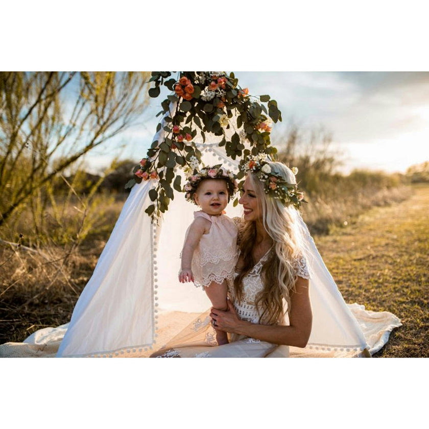 Evelyn Play Tent