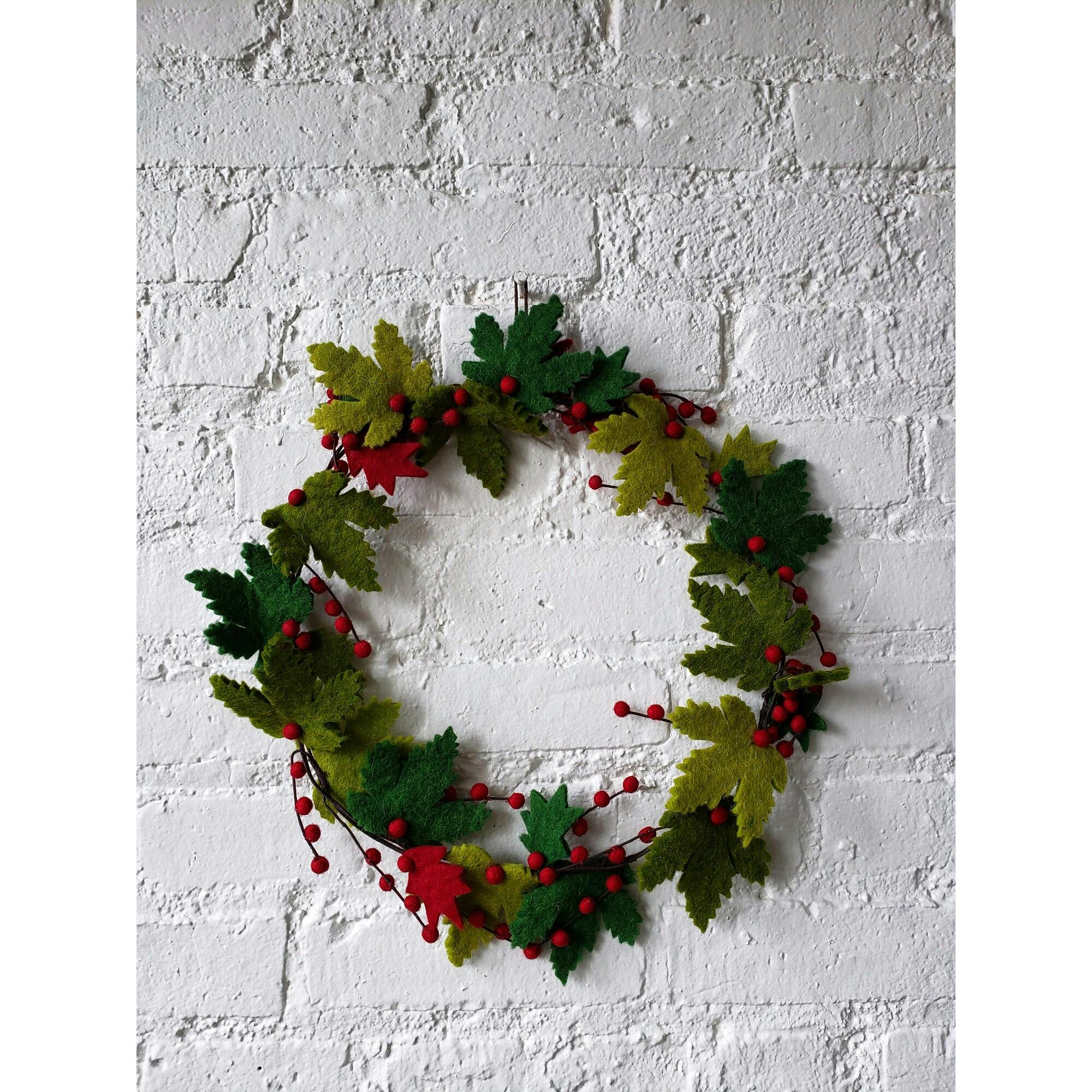 Maple Leaf Wreath Berries Hand Felted Wool - 12