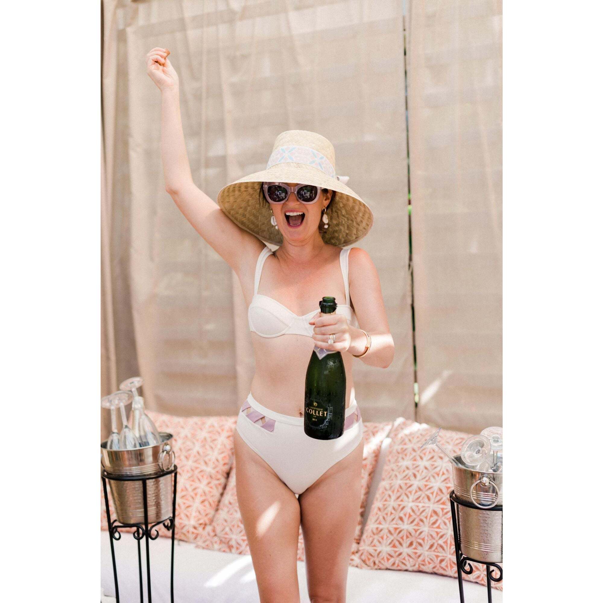 Women's Amaryllis Wide & Short Brim Grosgrain Ribbon Sun Hat