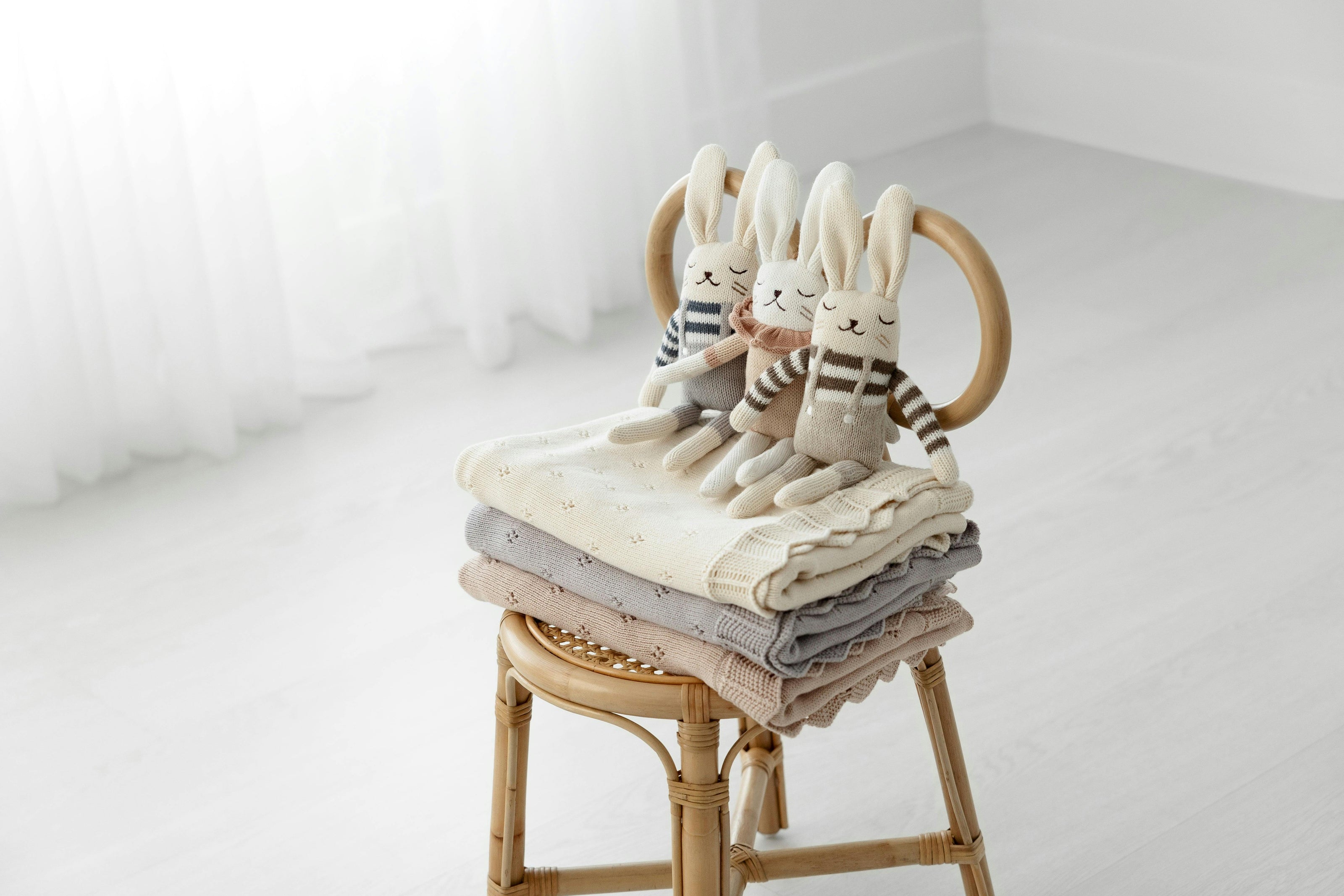 Scalloped Pointelle Blanket - Natural