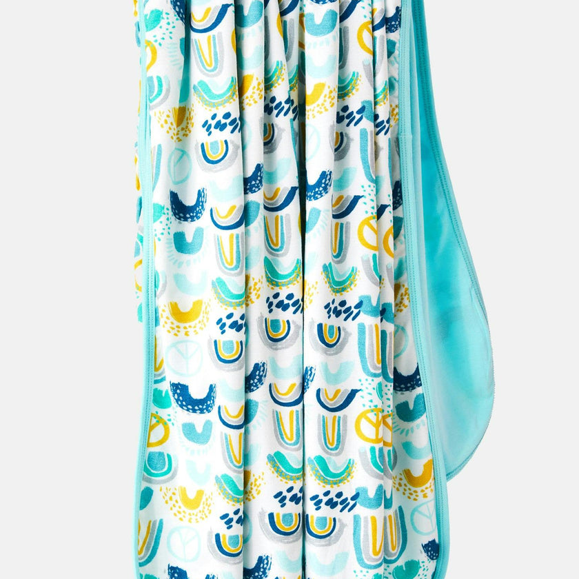 Stretchy Oversized Blanket - Rainbows Blue