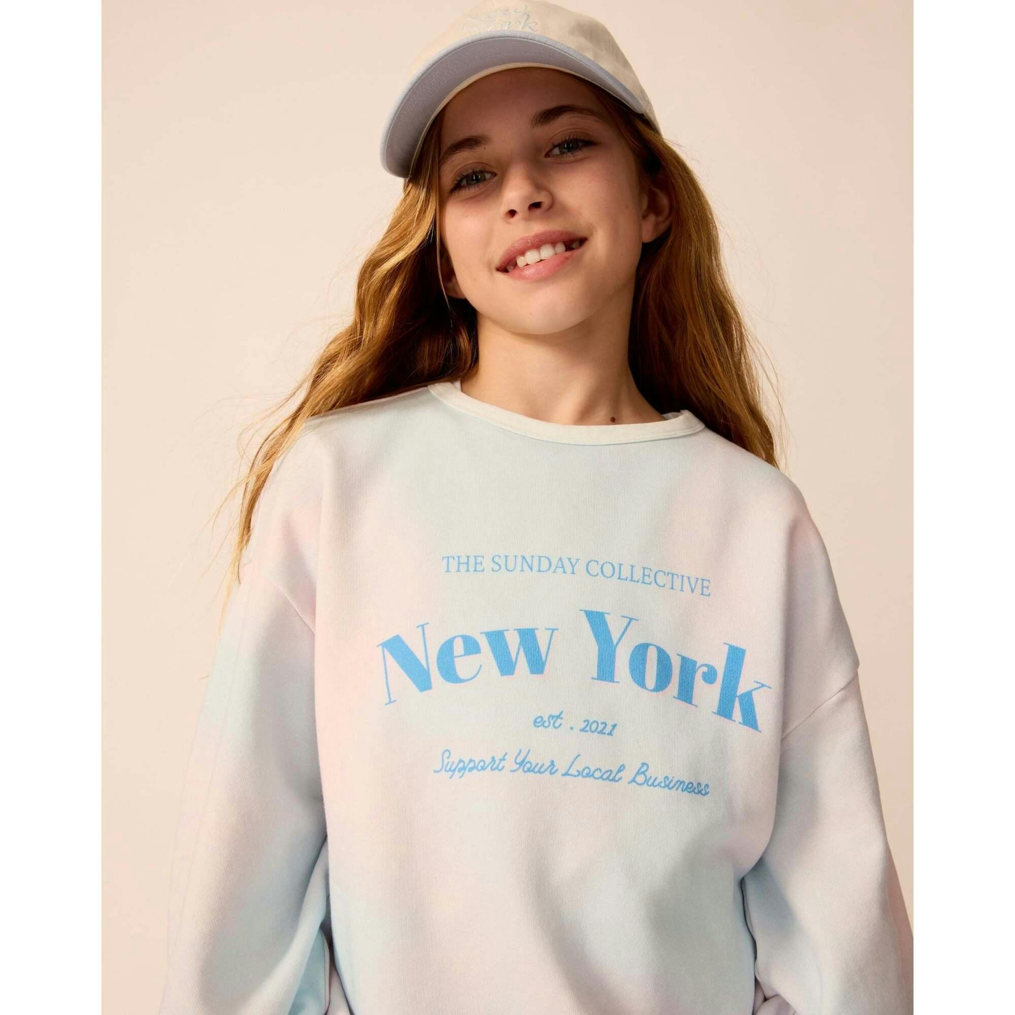 Organic Weekend Sweatshirt in Pink Cloud