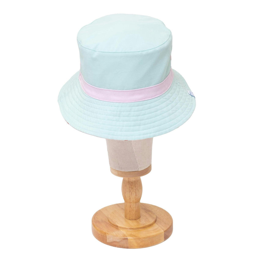 Reversible Bucket Hat – Strawberries + Daisies