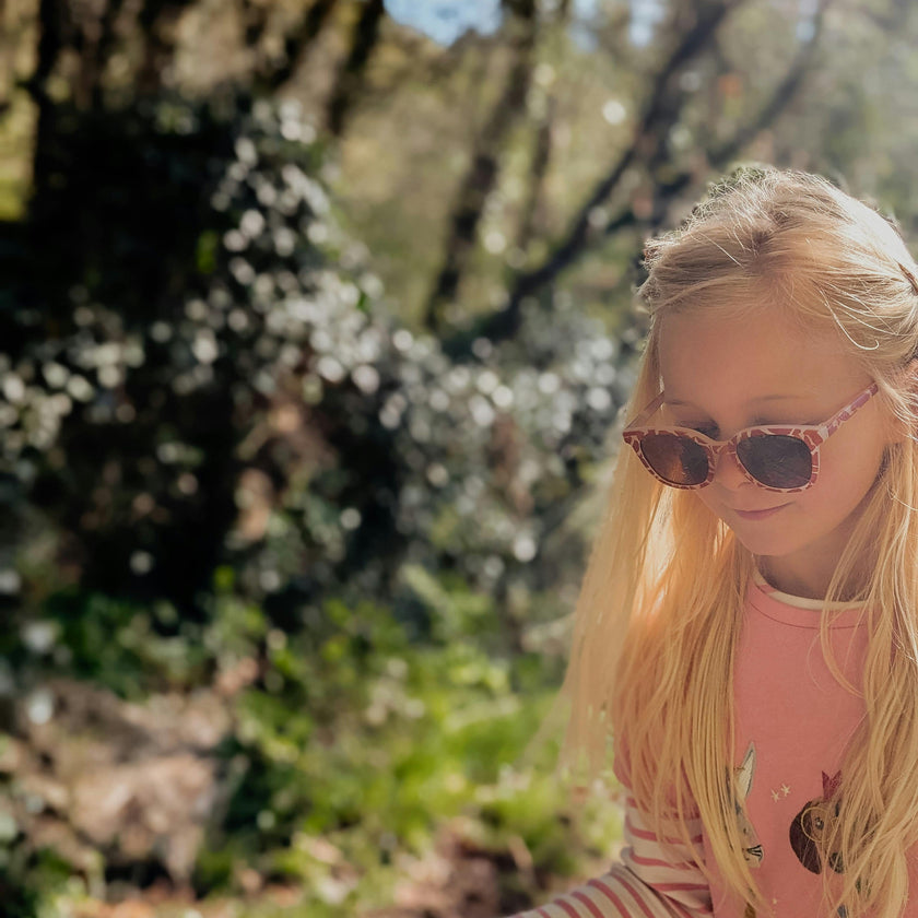 Classic Wayfarer Sustainable Sunglasses | Bio-Based · Bendable · Polarized | Child | 3-8 Y | Ivory Tortoise