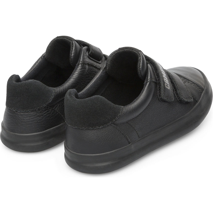 Pursuit Sneakers, Black