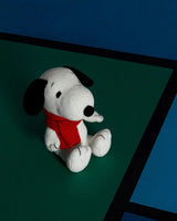 PEANUTS SNOOPY Sitting WITH SCARF 7"