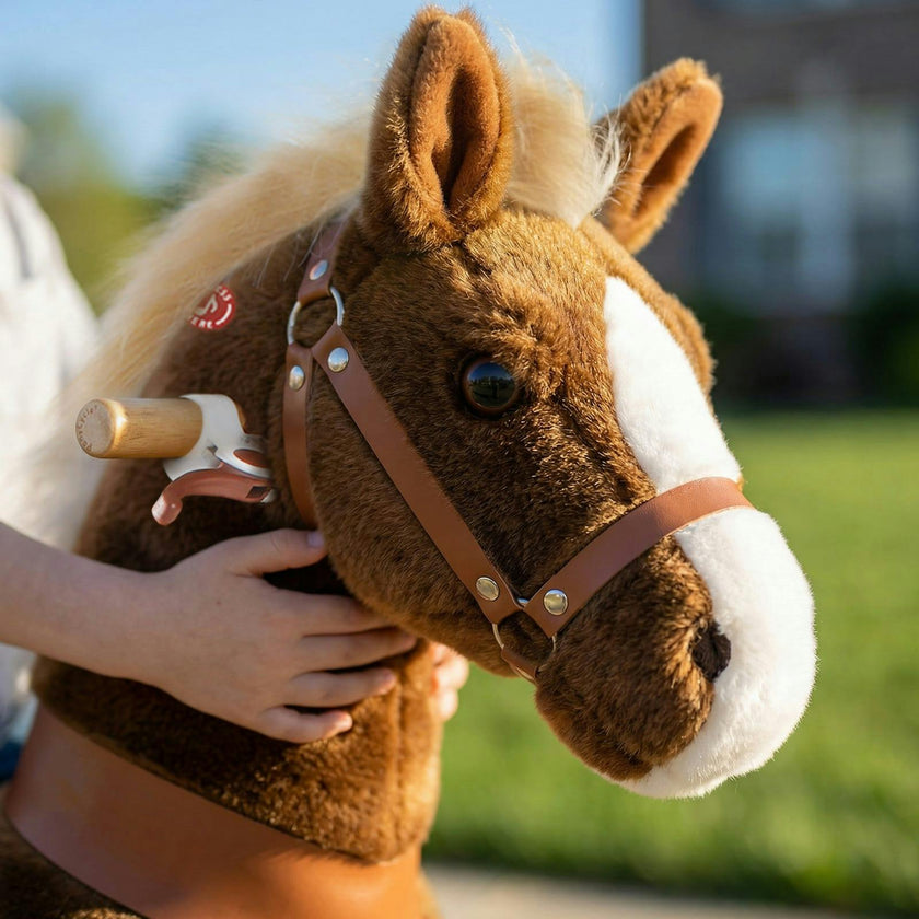 Model U® Horse Ride-On Toy Age 3–4 – Brown
