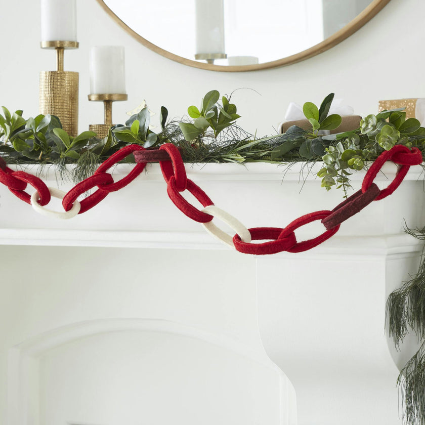 Hand Felted Wool Christmas Garland and Bunting - Loop Chain Red - 6'