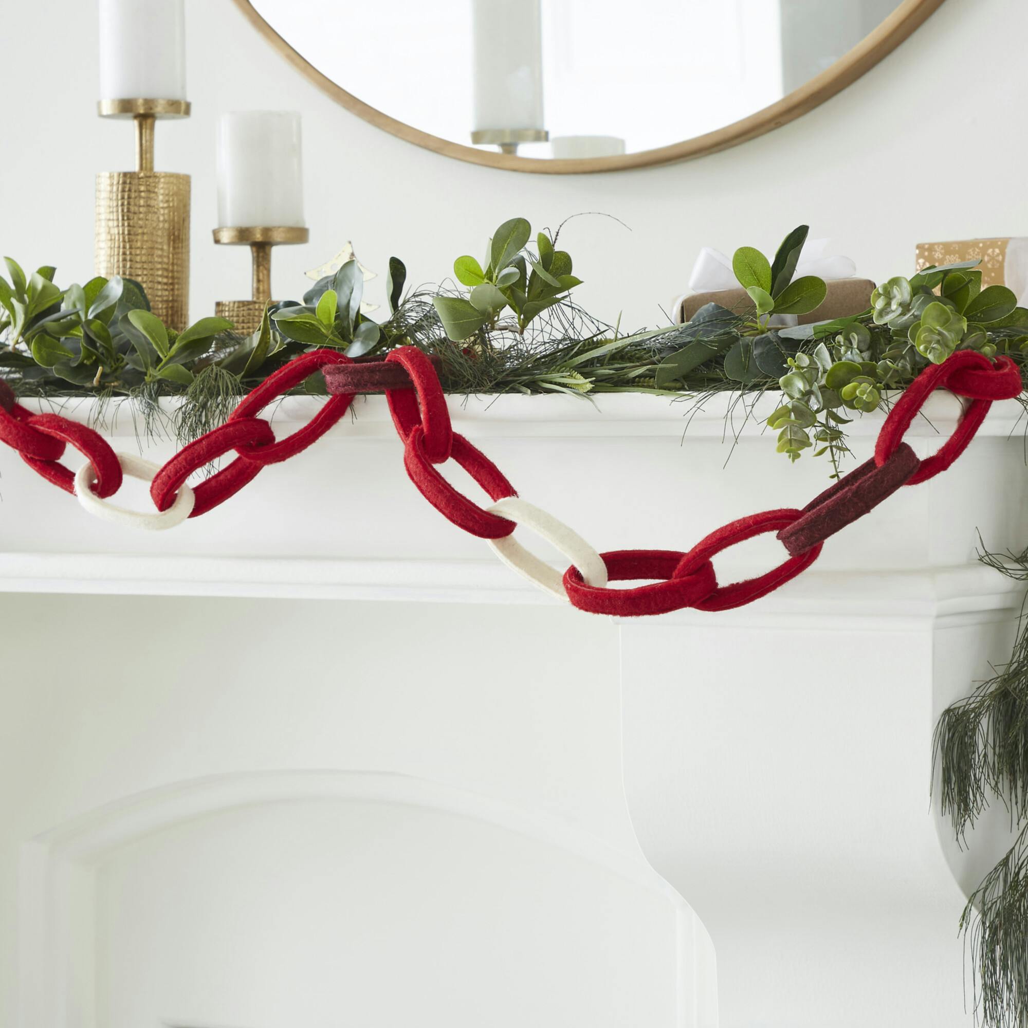 Hand Felted Wool Christmas Garland and Bunting - Loop Chain Red - 6' Arcadia Home