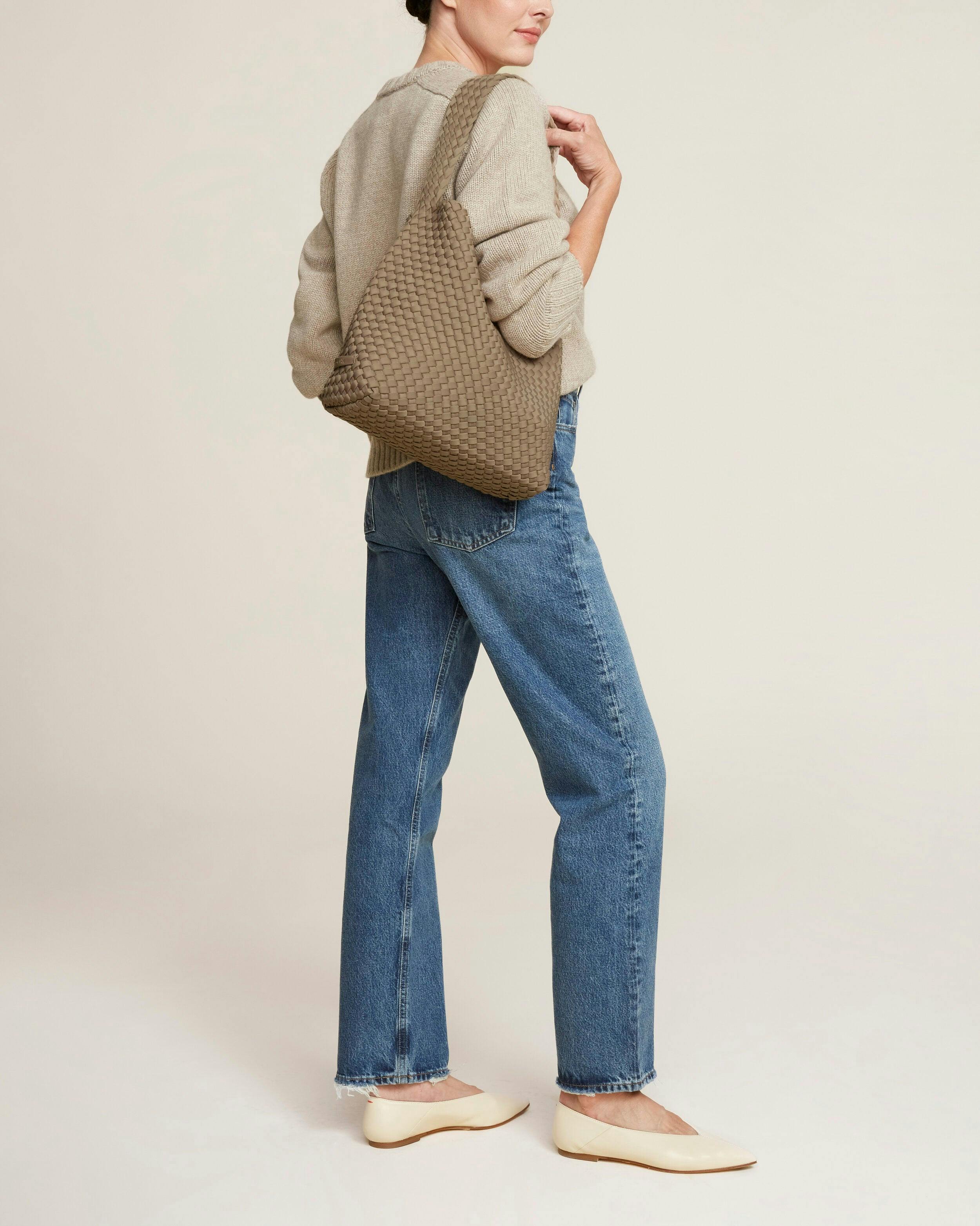 Nomad Medium Hobo | Cashmere