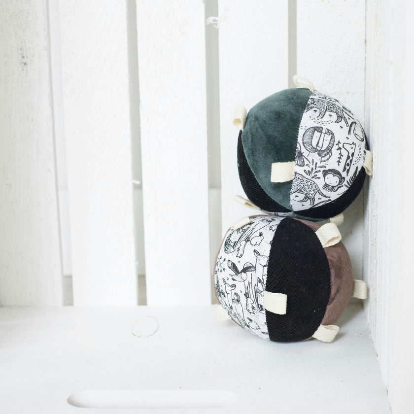 Woodland Taggy Ball