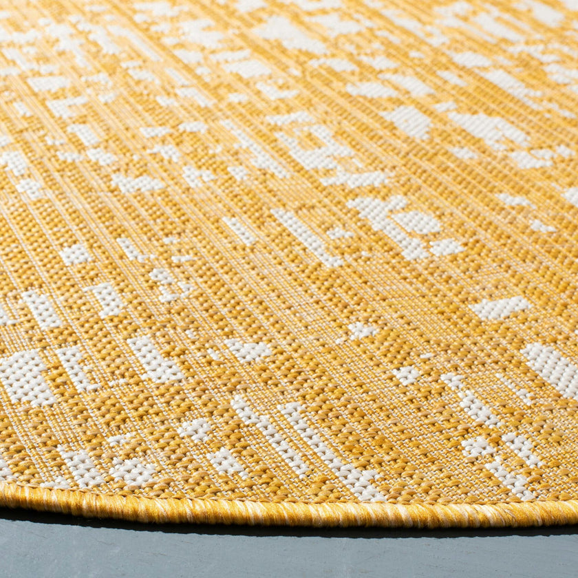 Courtyard Phoebe Indoor/Outdoor Rug, Yellow
