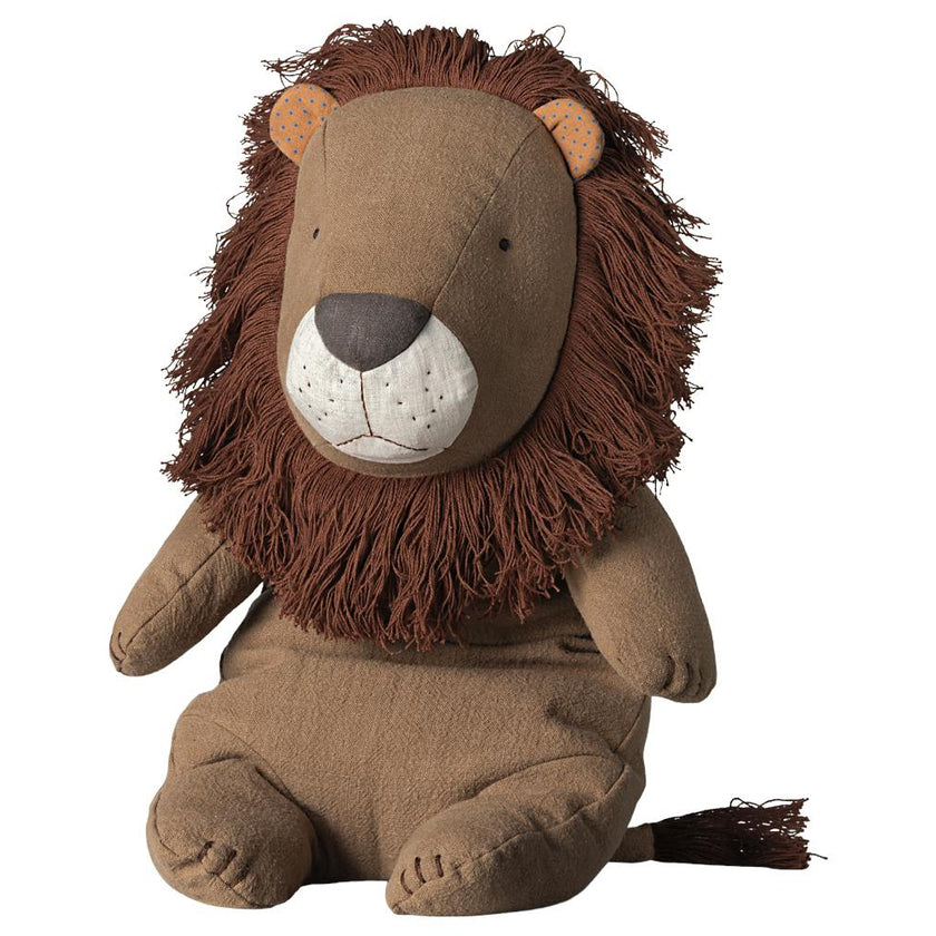 Lion, Big