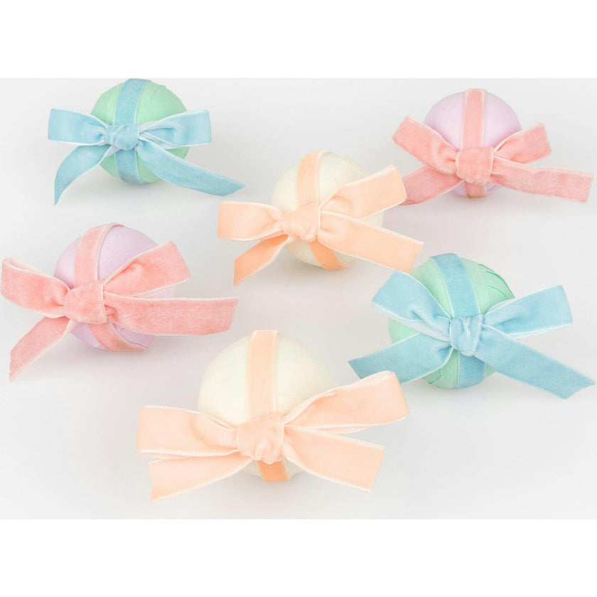 Velvet Bow Surprise Balls