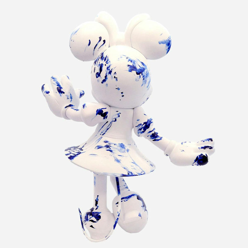 Minnie Mouse ONE MINUTE White & Blue Limited Edition 24in